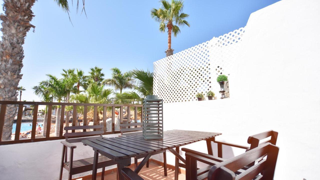 Book Jet - Oasis Pool View Apartment Corralejo Esterno foto
