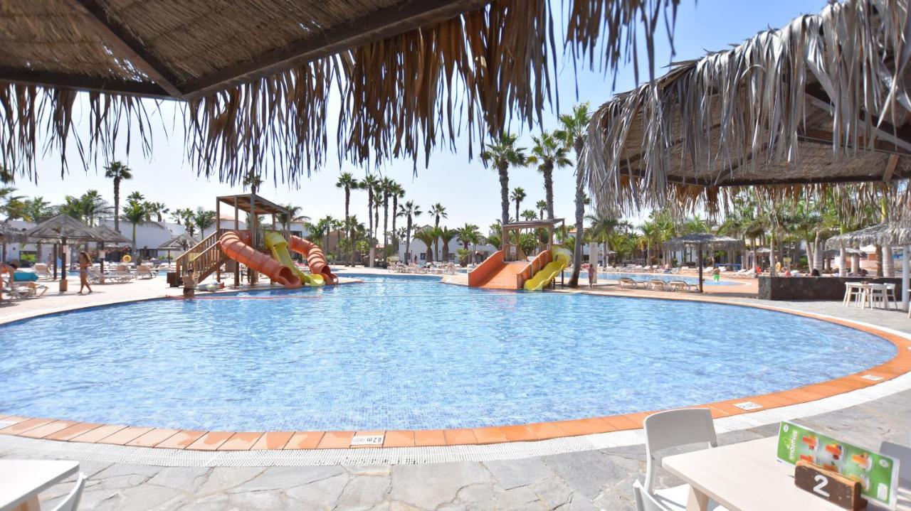 Book Jet - Oasis Pool View Apartment Corralejo Esterno foto