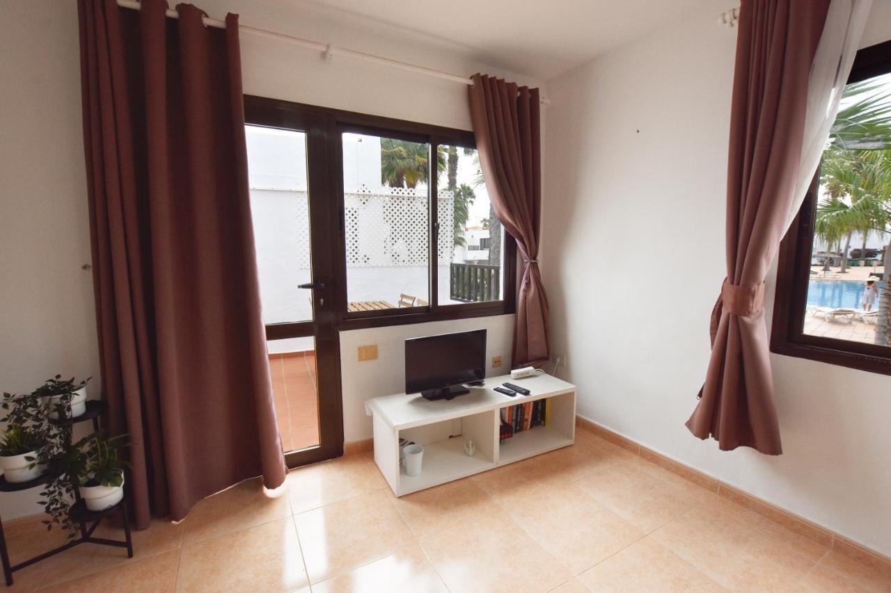 Book Jet - Oasis Pool View Apartment Corralejo Esterno foto